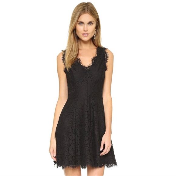 Joie Nikolina B. Lace A-Line Mini Dress in Size small - Picture 2 of 12